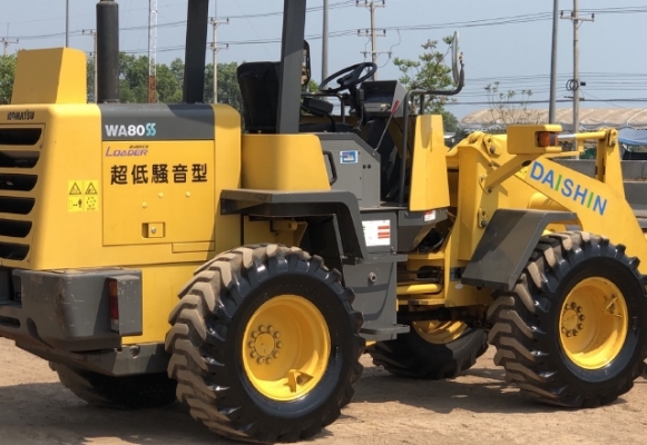 ขายรถตักล้อยาง KOMATSU WA80-3 นำเข้าเองจากญี่ปุ่น สภาพสวยพร้อมใช้งาน มีVDOการทำงานครับ