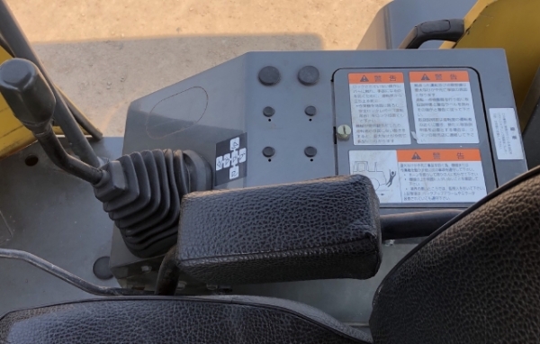 ขายรถตักล้อยาง KOMATSU WA80-3 นำเข้าเองจากญี่ปุ่น สภาพสวยพร้อมใช้งาน มีVDOการทำงานครับ