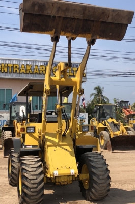 ขายรถตักล้อยาง KOMATSU WA80-3 นำเข้าเองจากญี่ปุ่น สภาพสวยพร้อมใช้งาน มีVDOการทำงานครับ
