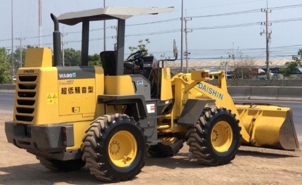 ขายรถตักล้อยาง KOMATSU WA80-3 นำเข้าเองจากญี่ปุ่น สภาพสวยพร้อมใช้งาน มีVDOการทำงานครับ