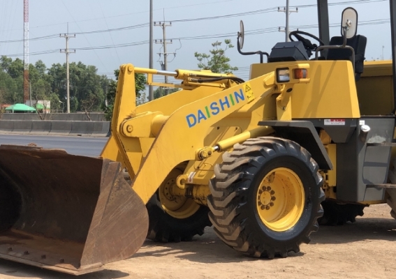 ขายรถตักล้อยาง KOMATSU WA80-3 นำเข้าเองจากญี่ปุ่น สภาพสวยพร้อมใช้งาน มีVDOการทำงานครับ
