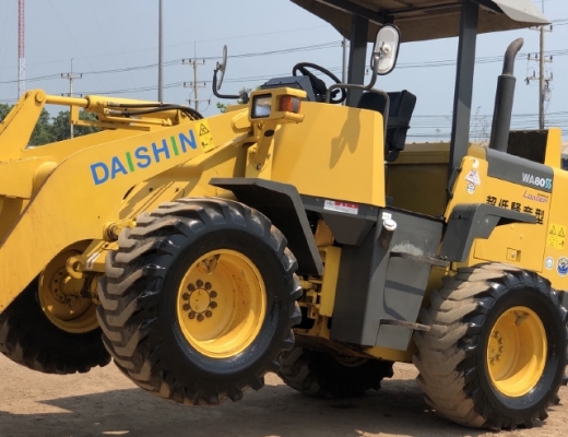 ขายรถตักล้อยาง KOMATSU WA80-3 นำเข้าเองจากญี่ปุ่น สภาพสวยพร้อมใช้งาน มีVDOการทำงานครับ