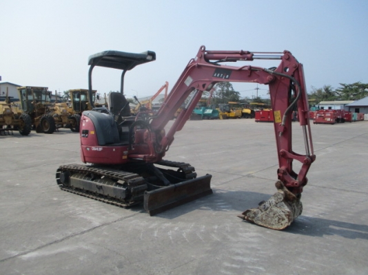 Mini excavator รถขุด ขนาด 3 ตัน ยี่ห้อ ยันมาร์ YANMAR รุ่น VIO30-3P ซีเรียล 31688 ปี 2005 ชั่วโมงทำง