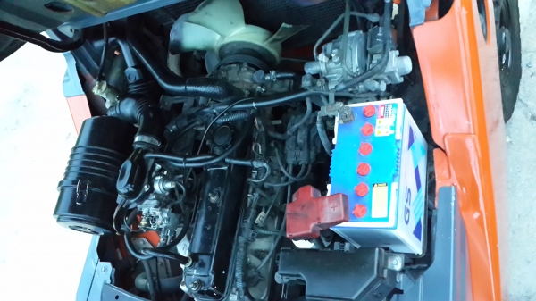 ขายรถยกโฟล์คลิฟท์ toyota ขนาด 2.5ตัน เสา 2 ท่อน สูง 4 เมตร สภาพดีค่ะ 0844591695 เหมี๋ยวค่ะ