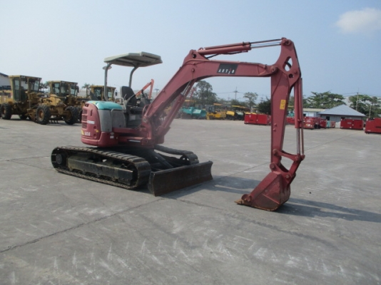 Mini excavator รถขุด 4 ตัน ยี่ห้อ ยันมาร์ Yanmar รุ่น VIO40-5 ซีเรียล 50705B ปี2005 ชั่วโมงทำงาน 339 Mini excavator รถขุด 4 ตัน ยี่ห้อ ยันมาร์ Yanmar รุ่น VIO40-5 ซีเรียล 50705B ปี2005 ชั่วโมงทำงาน 339