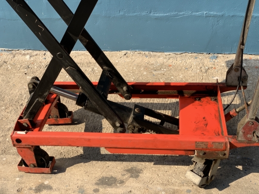 ขายโต๊ะยกสูง X-Lift table รับน้ำหนักได้ 500Kg. สภาพสวย มีล้อเคลื่อนย้ายสะดวก พร้อมใช้งาน ราคา 7,800 ขายโต๊ะยกสูง X-Lift table รับน้ำหนักได้ 500Kg. สภาพสวย มีล้อเคลื่อนย้ายสะดวก พร้อมใช้งาน ราคา 7,800