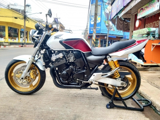 ขาย HONDA CB400 VTEC1 ปี2001 เดิมๆ สีสวย มีท่อแต่ง โช๊คหลังแต่ง แฮนด์แต่ง ไฟเลี้ยวแต่ง ไฟหน้าตาเพชร 
