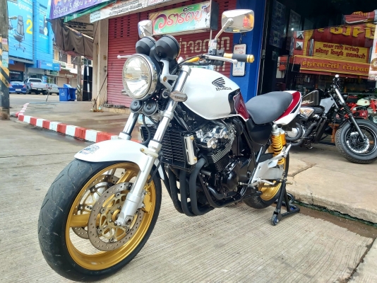 ขาย HONDA CB400 VTEC1 ปี2001 เดิมๆ สีสวย มีท่อแต่ง โช๊คหลังแต่ง แฮนด์แต่ง ไฟเลี้ยวแต่ง ไฟหน้าตาเพชร 