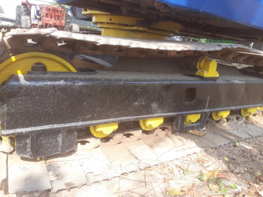 รถขุด KOMATSU PC60-5 สภาพสวยครบพิเศษ มีคลิปการทำงานส่งให้ได้ทางไลน์. รถขุด KOMATSU PC60-5 สภาพสวยครบพิเศษ มีคลิปการทำงานส่งให้ได้ทางไลน์.