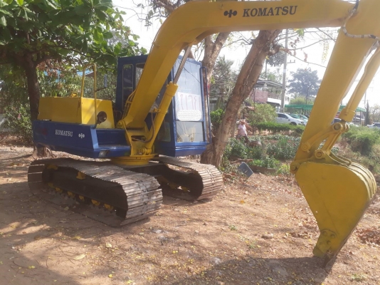 รถขุด KOMATSU PC60-5 สภาพสวยครบพิเศษ มีคลิปการทำงานส่งให้ได้ทางไลน์.