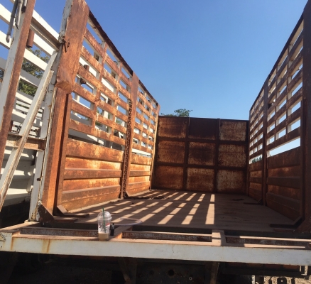 ขายกะบะใส่อ้อยรถบรรทุก ยาว6.70เมตร กว้าง2.54เมตร 45000บาท ขายกะบะใส่อ้อยรถบรรทุก ยาว6.70เมตร กว้าง2.54เมตร 45000บาท