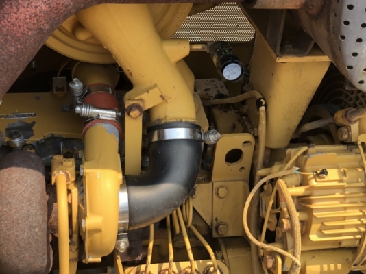 ขายรถดันดิน CAT D4H (4,XXX ชั่วโมง) นำเข้าเองจากญี่ปุ่น สภาพสวยพร้อมใช้งาน มีVDOการทำงานครับ