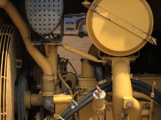 ขายรถดันดิน CAT D4H (4,XXX ชั่วโมง) นำเข้าเองจากญี่ปุ่น สภาพสวยพร้อมใช้งาน มีVDOการทำงานครับ