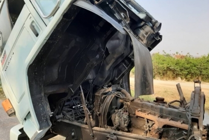 ขาย10ล้อ(ล็อกเล็ก)175แรงเพลาเดียวกะบะพื้นเรียบ ยาว 7.2ม เครื่องดี ยางดี คัสซีสวย รถพร้อมใช้ ติดต่อ 089-5367218. 081-4252943 ขาย10ล้อ(ล็อกเล็ก)175แรงเพลาเดียวกะบะพื้นเรียบ ยาว 7.2ม เครื่องดี ยางดี คัสซีสวย รถพร้อมใช้ ติดต่อ 089-5367218. 081-4252943