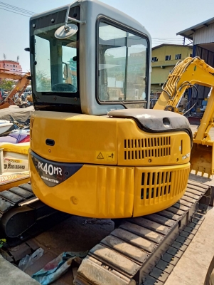 KOMATSU รุ่นPC40 MR-1 * มีตู้เก๋ง *