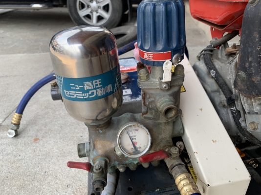 ขายเครื่องพ่นย่า-ฉีดน้ำแรงดันสูง Yanmar 5.8HP. หัวปั๊ม Yanmar CP35 made in Japan ตัดตู้ สภาพสวย พร้อมใช้งาน(ไม่มีตัวดักน้ำมัน) ราคา 8,800 บาท