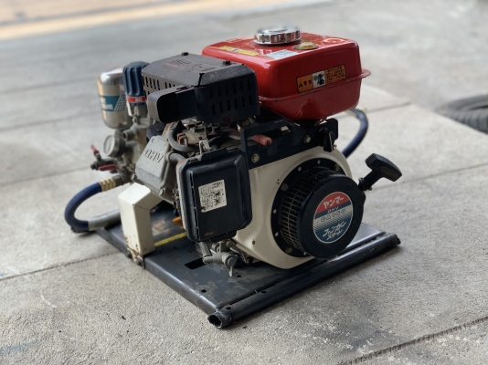 ขายเครื่องพ่นย่า-ฉีดน้ำแรงดันสูง Yanmar 5.8HP. หัวปั๊ม Yanmar CP35 made in Japan ตัดตู้ สภาพสวย พร้อมใช้งาน(ไม่มีตัวดักน้ำมัน) ราคา 8,800 บาท