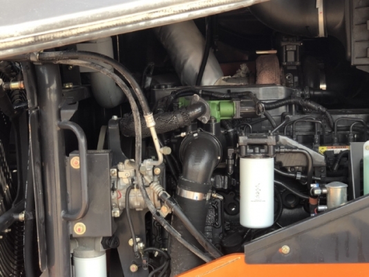 ขายรถตักล้อยาง HITACHI ZW220-5B (เทียบเท่า WA380-7) ปี 2016 นำเข้าเองจากญี่ปุ่น มีVDOการทำงานครับ ขายรถตักล้อยาง HITACHI ZW220-5B (เทียบเท่า WA380-7) ปี 2016 นำเข้าเองจากญี่ปุ่น มีVDOการทำงานครับ