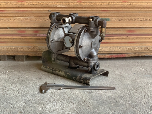 ขายปั๊มไดอะแฟรม Iwata made in Japan ขนาด 4หุน โครงสร้างสแตนเลสทั้งตัว สภาพสวย ดูดแรง พร้อมใช้งาน