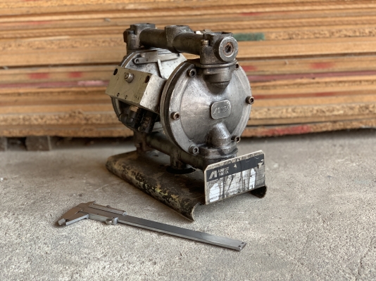 ขายปั๊มไดอะแฟรม Iwata made in Japan ขนาด 4หุน โครงสร้างสแตนเลสทั้งตัว สภาพสวย ดูดแรง พร้อมใช้งาน