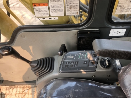 ขายรถขุด KOMATSU PC70-7 รถนอกนำเข้าเองจากญี่ปุ่น สภาพสวยพร้อมใช้ มีVDOการทำงานครับ