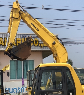 ขายรถขุด KOMATSU PC70-7 รถนอกนำเข้าเองจากญี่ปุ่น สภาพสวยพร้อมใช้ มีVDOการทำงานครับ