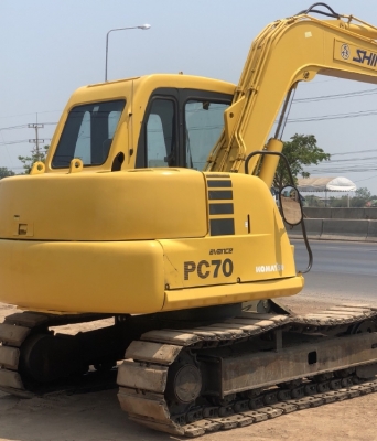 ขายรถขุด KOMATSU PC70-7 รถนอกนำเข้าเองจากญี่ปุ่น สภาพสวยพร้อมใช้ มีVDOการทำงานครับ