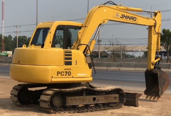 ขายรถขุด KOMATSU PC70-7 รถนอกนำเข้าเองจากญี่ปุ่น สภาพสวยพร้อมใช้ มีVDOการทำงานครับ