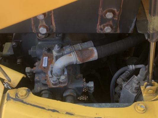 ขายรถขุด KOMATSU PC70-7 รถนอกนำเข้าเองจากญี่ปุ่น สภาพสวยพร้อมใช้ มีVDOการทำงานครับ