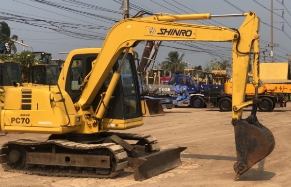 ขายรถขุด KOMATSU PC70-7 รถนอกนำเข้าเองจากญี่ปุ่น สภาพสวยพร้อมใช้ มีVDOการทำงานครับ
