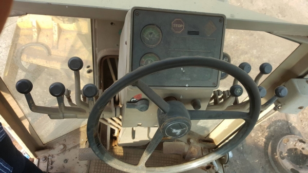 ขายตามสภาพ รถเกรด JOHN DEERE 772 BH ขับเคลื่อน 6WD เครื่องพังยังไม่ได้ซ่อม เอกสารใบซื้อขาย ราคาต่อรองได้ครับ ขายตามสภาพ รถเกรด JOHN DEERE 772 BH ขับเคลื่อน 6WD เครื่องพังยังไม่ได้ซ่อม เอกสารใบซื้อขาย ราคาต่อรองได้ครับ