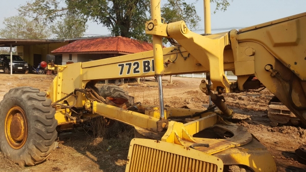 ขายตามสภาพ รถเกรด JOHN DEERE 772 BH ขับเคลื่อน 6WD เครื่องพังยังไม่ได้ซ่อม เอกสารใบซื้อขาย ราคาต่อรองได้ครับ ขายตามสภาพ รถเกรด JOHN DEERE 772 BH ขับเคลื่อน 6WD เครื่องพังยังไม่ได้ซ่อม เอกสารใบซื้อขาย ราคาต่อรองได้ครับ