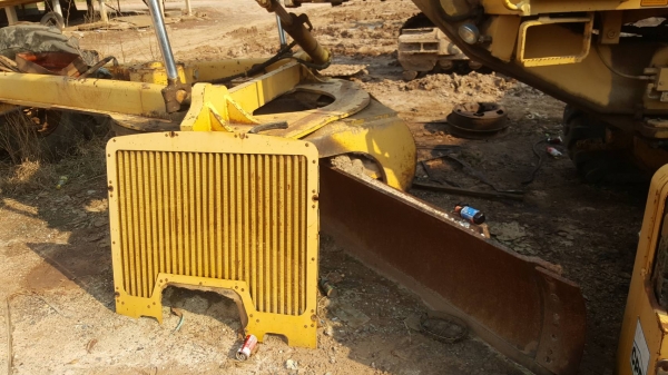 ขายตามสภาพ รถเกรด JOHN DEERE 772 BH ขับเคลื่อน 6WD เครื่องพังยังไม่ได้ซ่อม เอกสารใบซื้อขาย ราคาต่อรองได้ครับ ขายตามสภาพ รถเกรด JOHN DEERE 772 BH ขับเคลื่อน 6WD เครื่องพังยังไม่ได้ซ่อม เอกสารใบซื้อขาย ราคาต่อรองได้ครับ