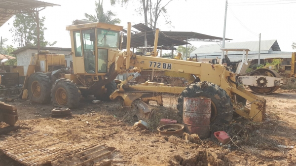 ขายตามสภาพ รถเกรด JOHN DEERE 772 BH ขับเคลื่อน 6WD เครื่องพังยังไม่ได้ซ่อม เอกสารใบซื้อขาย ราคาต่อรองได้ครับ ขายตามสภาพ รถเกรด JOHN DEERE 772 BH ขับเคลื่อน 6WD เครื่องพังยังไม่ได้ซ่อม เอกสารใบซื้อขาย ราคาต่อรองได้ครับ