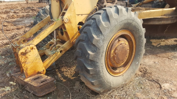 ขายตามสภาพ รถเกรด JOHN DEERE 772 BH ขับเคลื่อน 6WD เครื่องพังยังไม่ได้ซ่อม เอกสารใบซื้อขาย ราคาต่อรองได้ครับ ขายตามสภาพ รถเกรด JOHN DEERE 772 BH ขับเคลื่อน 6WD เครื่องพังยังไม่ได้ซ่อม เอกสารใบซื้อขาย ราคาต่อรองได้ครับ