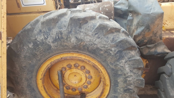 ขายตามสภาพ รถเกรด JOHN DEERE 772 BH ขับเคลื่อน 6WD เครื่องพังยังไม่ได้ซ่อม เอกสารใบซื้อขาย ราคาต่อรองได้ครับ ขายตามสภาพ รถเกรด JOHN DEERE 772 BH ขับเคลื่อน 6WD เครื่องพังยังไม่ได้ซ่อม เอกสารใบซื้อขาย ราคาต่อรองได้ครับ