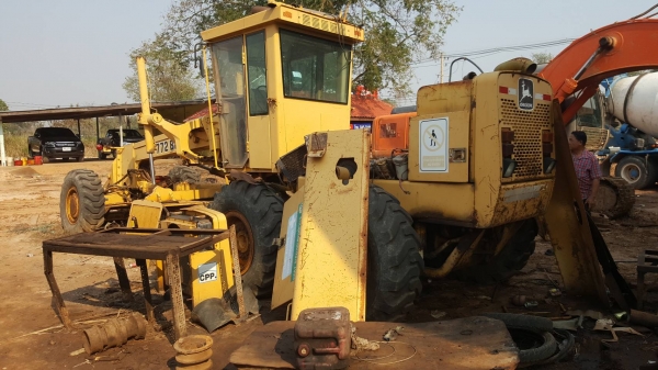 ขายตามสภาพ รถเกรด JOHN DEERE 772 BH ขับเคลื่อน 6WD เครื่องพังยังไม่ได้ซ่อม เอกสารใบซื้อขาย ราคาต่อรองได้ครับ ขายตามสภาพ รถเกรด JOHN DEERE 772 BH ขับเคลื่อน 6WD เครื่องพังยังไม่ได้ซ่อม เอกสารใบซื้อขาย ราคาต่อรองได้ครับ