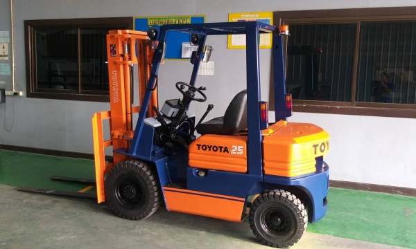 ขายรถฟอร์คลิฟท์ TOYOTA 5FD20 เสาสุง 3.0 เมตร เกี่ยร์ธรรมดา เครืองยนต์ดีเซล 1Z สภาพพร้อมใช้งาน สามารถทดลองขับได้ ขายรถฟอร์คลิฟท์ TOYOTA 5FD20 เสาสุง 3.0 เมตร เกี่ยร์ธรรมดา เครืองยนต์ดีเซล 1Z สภาพพร้อมใช้งาน สามารถทดลองขับได้