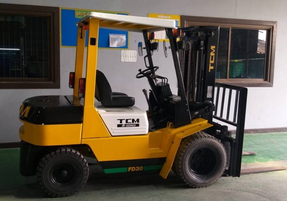 ขายรถฟอร์คลิฟท์ TCM FD30Z8 เสาสุง 3.0 เมตร เกี่ยร์ธรรมดา เครืองยนต์ดีเซล C240 เป็นรถนำเข้าจากญี่ปุ่น ล้อหน้าคู่ Slide Shift ซ้าย - ขวา ขายรถฟอร์คลิฟท์ TCM FD30Z8 เสาสุง 3.0 เมตร เกี่ยร์ธรรมดา เครืองยนต์ดีเซล C240 เป็นรถนำเข้าจากญี่ปุ่น ล้อหน้าคู่ Slide Shift ซ้าย - ขวา