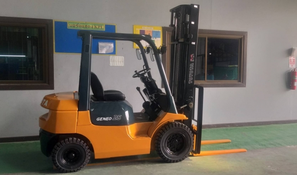 ขายรถฟอร์คลิฟท์ TOYOTA 7FD20 เสาสุง 4.0 เมตร เกี่ยร์ธรรมดา เครืองยนต์ดีเซล 1DZII ขายรถฟอร์คลิฟท์ TOYOTA 7FD20 เสาสุง 4.0 เมตร เกี่ยร์ธรรมดา เครืองยนต์ดีเซล 1DZII