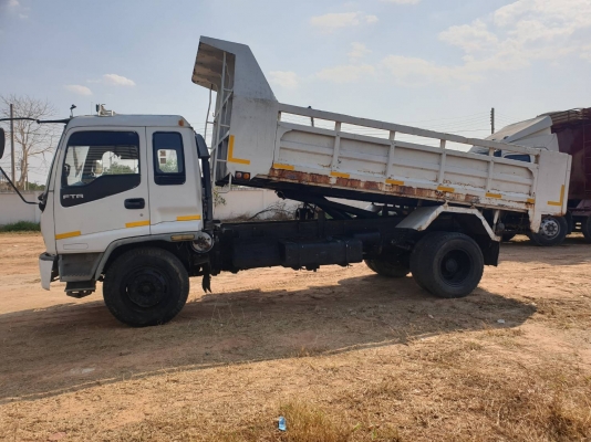 6ล้อดั้ม ISUZU DECA 195 ปี.39 กระบะยาว 5.10 ม.ช่วงล้อ 4.10 ม. สนใจโทรครับ.0813531946 ต่อ.บางนา รับชม