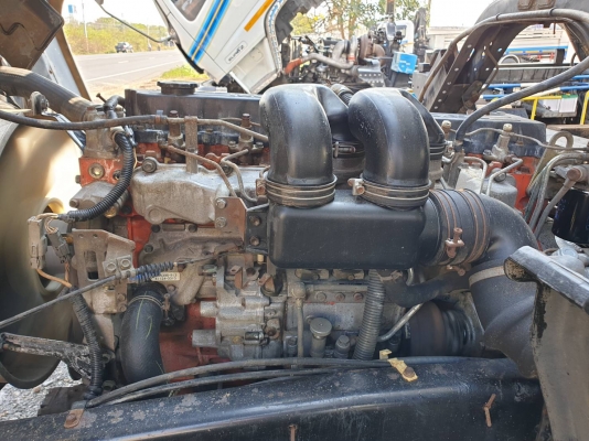 6ล้อดั้ม ISUZU DECA 195 ปี.39 กระบะยาว 5.10 ม.ช่วงล้อ 4.10 ม. สนใจโทรครับ.0813531946 ต่อ.บางนา รับชม