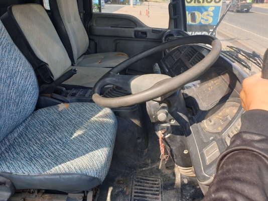 6ล้อดั้ม ISUZU DECA 195 ปี.39 กระบะยาว 5.10 ม.ช่วงล้อ 4.10 ม. สนใจโทรครับ.0813531946 ต่อ.บางนา รับชม