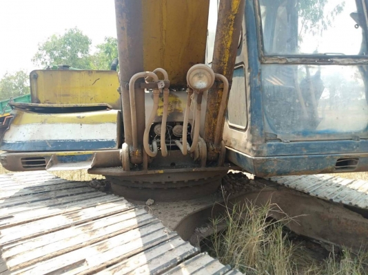 ขาย kobelco รุ่น sk200 รถพร้อมใช้งาน เอกสารซื้อขาย สนใจโทร 0642215624 ขาย kobelco รุ่น sk200 รถพร้อมใช้งาน เอกสารซื้อขาย สนใจโทร 0642215624