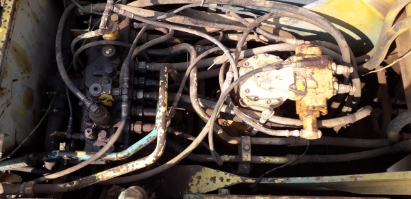 ขายแยกอะไหล่ โกเบลโก้ SK200