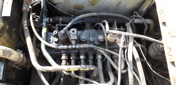 ขายแยกอะไหล่ โกเบลโก้ SK200