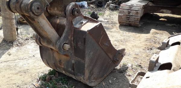 ขายแยกอะไหล่ โกเบลโก้ SK200