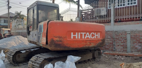 แบคโฮ HITACHI PC120 แบคโฮ HITACHI PC120