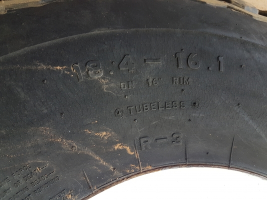 ล้อรถไถ