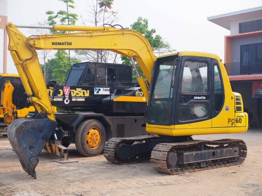 ขายรถขุดKOMATSU PC60-7 เครื่องยนต์Komatsu-4D95L ,จำนวน 4 สูบ,คอนโทรลน้ำมัน, ปั้๊มนิ้ว,มีลายเจาะ, แทรคเหล็ก, รถเก่านอก, มีเอกสาร,ยังไม่เคยใช้งานในไทย, ขายตามสภาพ*เมื่อรถทำงานได้ 1 ชั่วโมง ระบบการทำงานจะเริ่มช้าลง